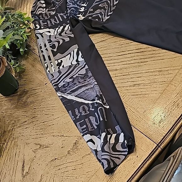 Mens Adidas the run hooded jacket size XL - Picture 4 of 13